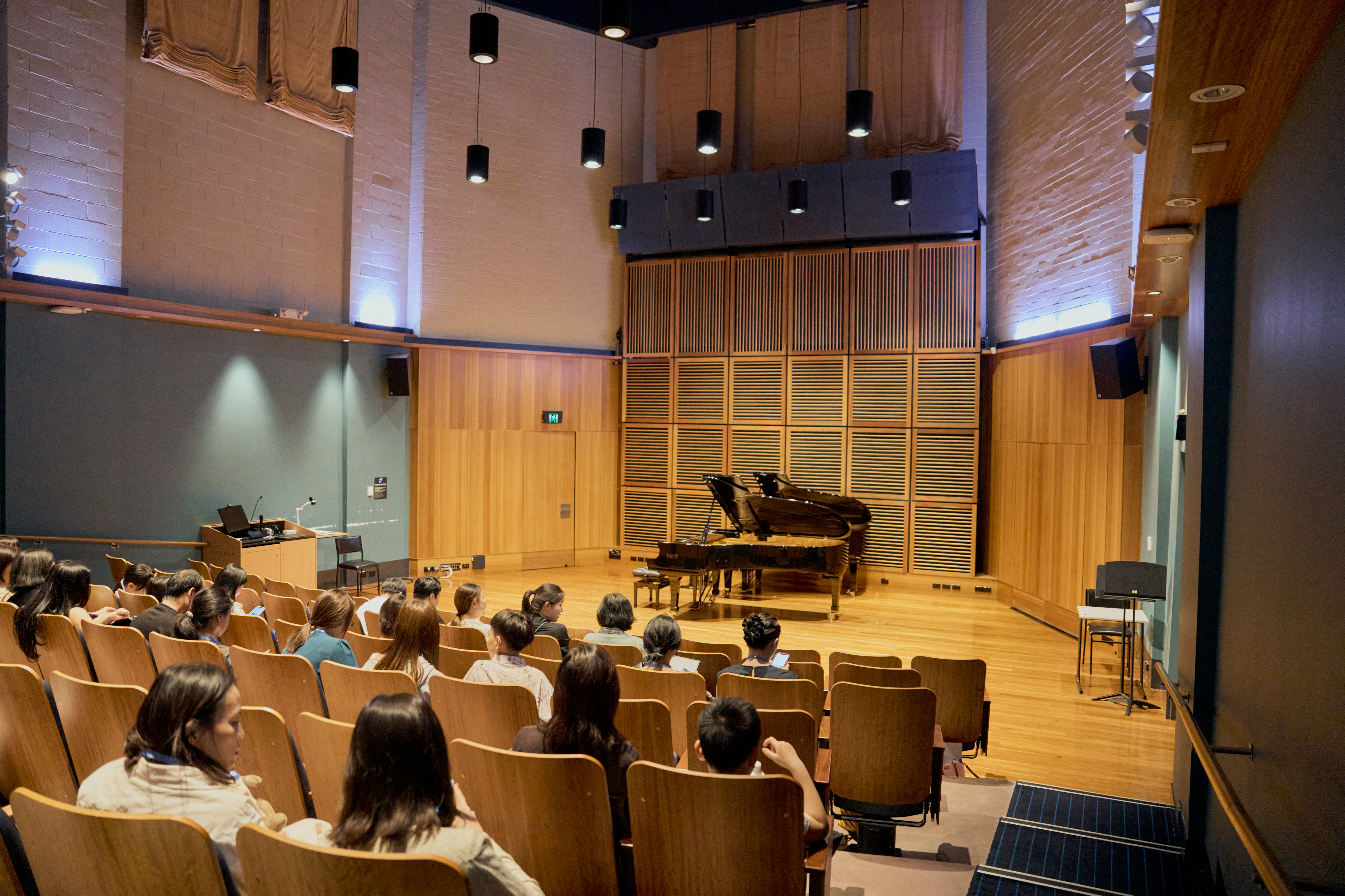 Mozart Philharmonic Orchestra